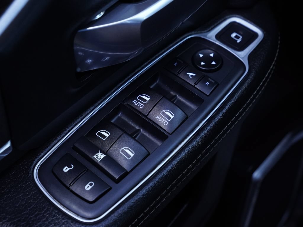 Certified 2019 RAM 2500 Laramie AWD/4WD image 13