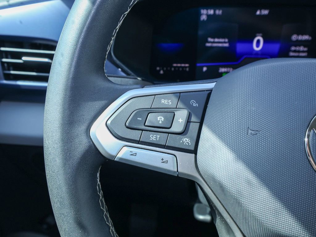 Certified 2022 Volkswagen Taos SE AWD/4WD image 22