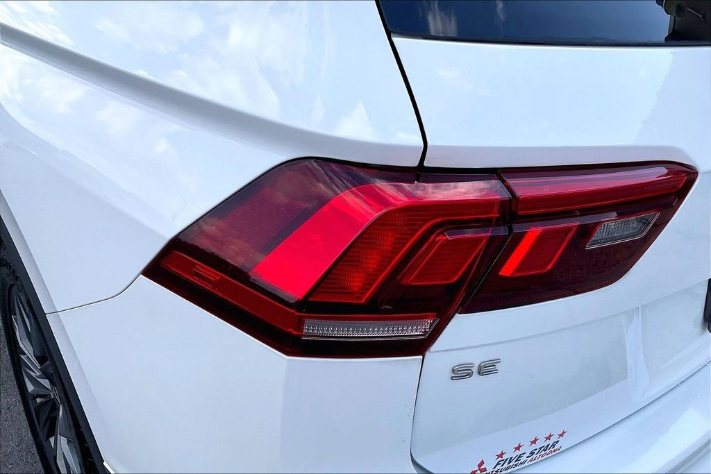 Used 2022 Volkswagen Tiguan SE image 28