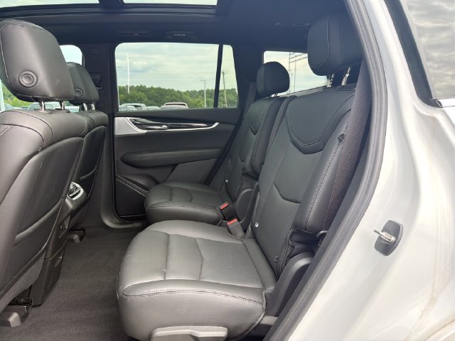 Used 2024 Cadillac XT6 Premium Luxury AWD/4WD image 59