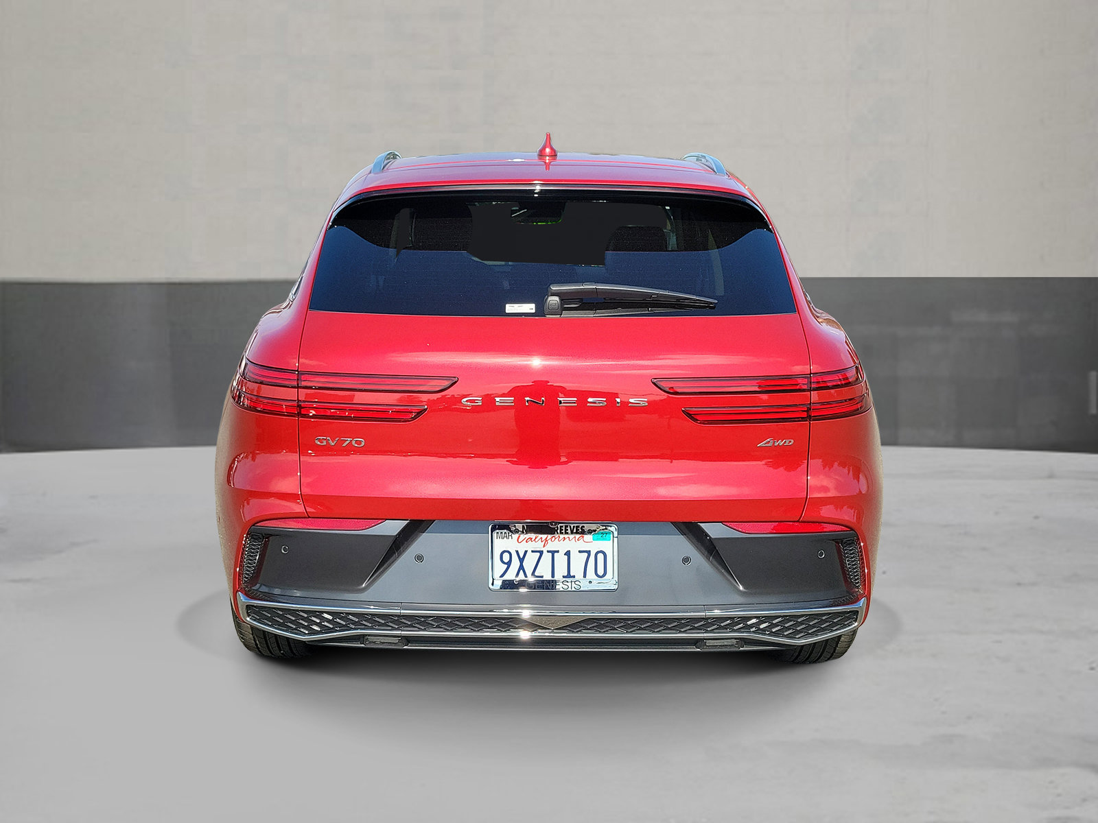 Certified 2026 Genesis GV70 2.5T Advanced AWD/4WD image 4