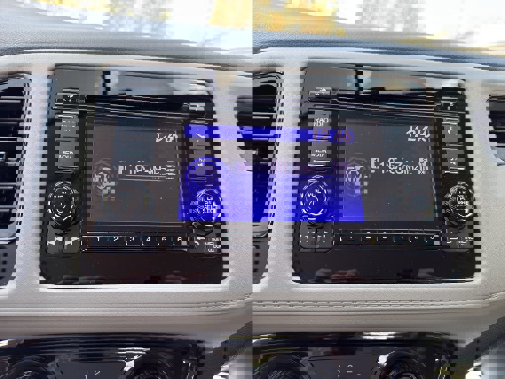 Certified 2021 Honda HR-V LX image 17