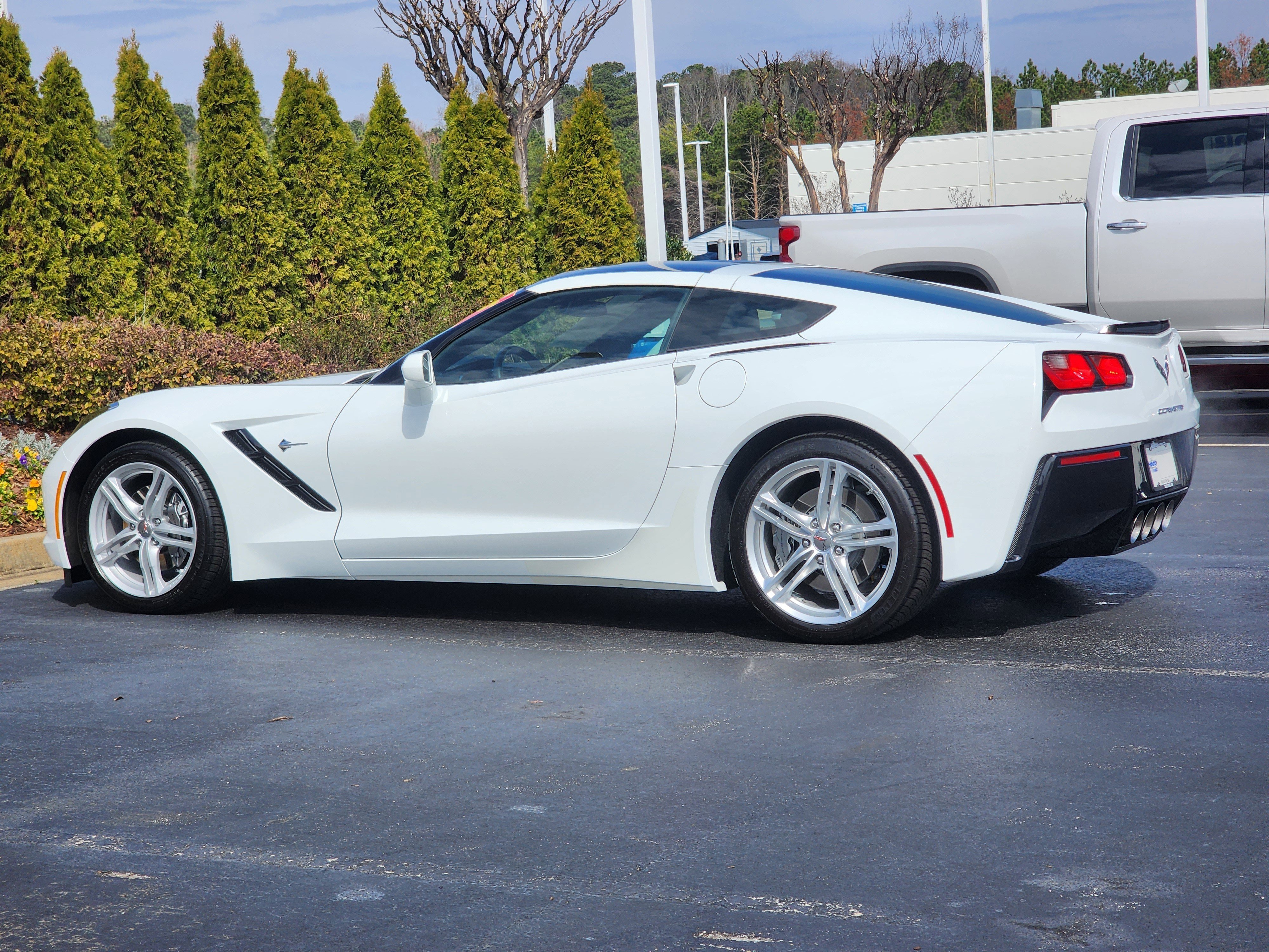 Used 2016 Chevrolet Corvette Stingray Coupe w/ 2LT Preferred Equipment Group image 10