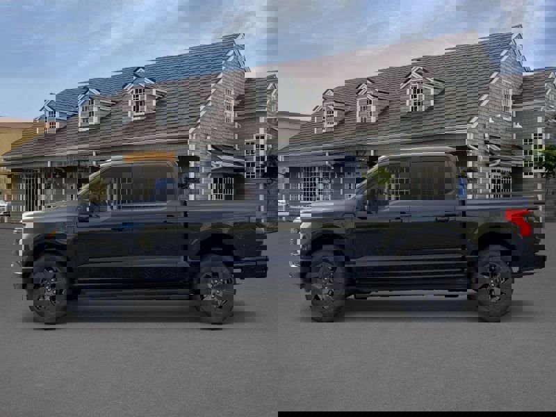 New 2025 Ford F150 Lightning Flash image 3