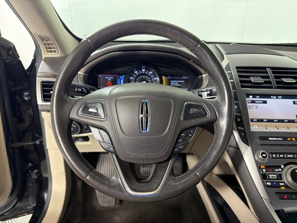 Used 2017 Lincoln MKZ Select w/ Technology Package FWD image 14