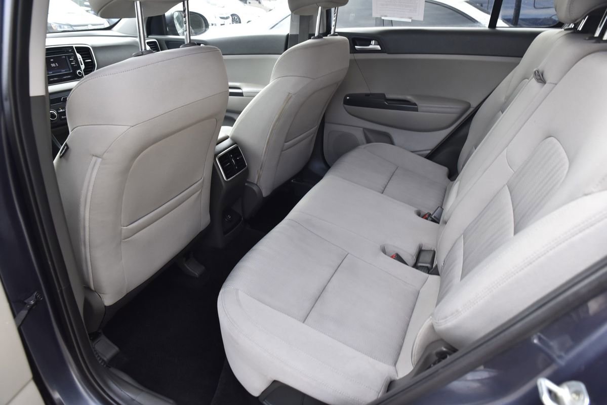 Used 2017 Kia Sportage LX AWD/4WD image 12