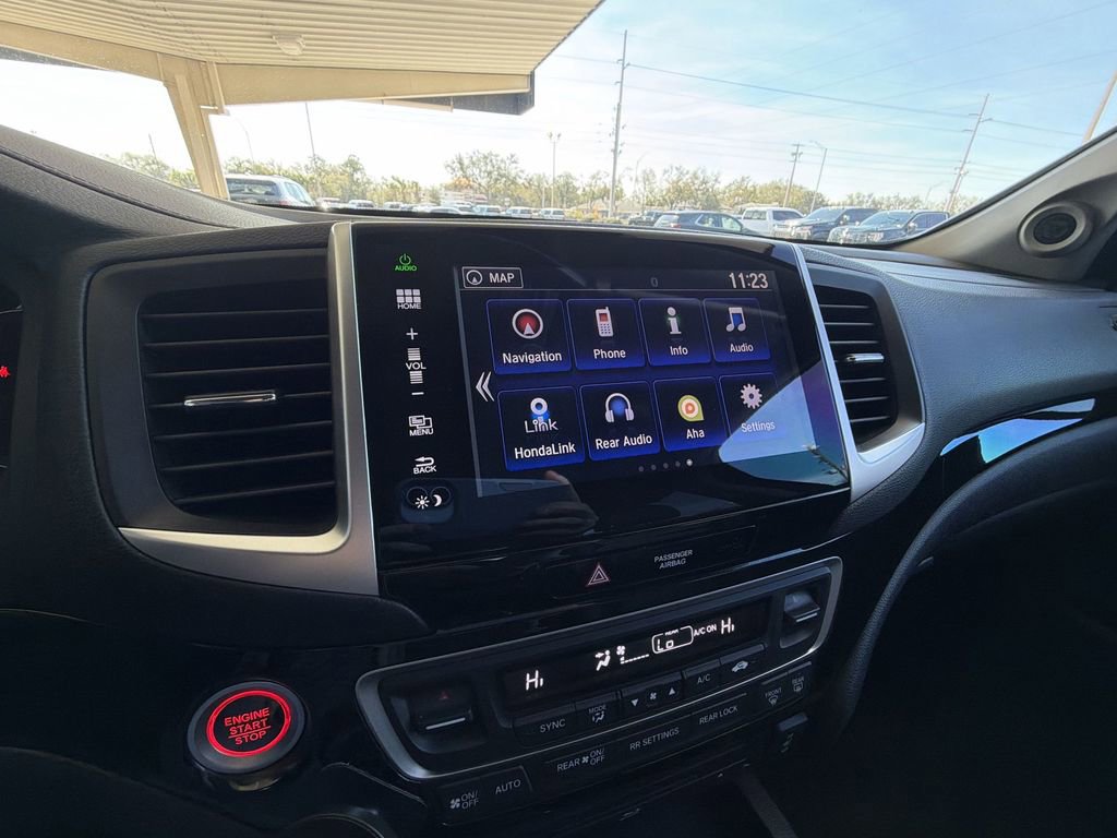 Used 2016 Honda Pilot Touring image 19