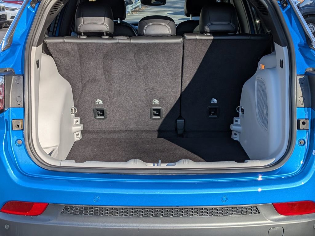 Used 2023 Jeep Compass Limited w/ Elite Group image 5