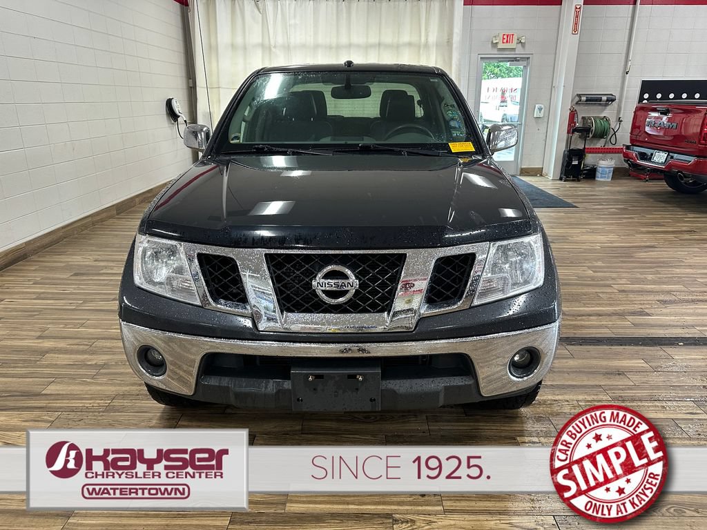 Used 2013 Nissan Frontier SL w/ Moonroof Pkg AWD/4WD image 6