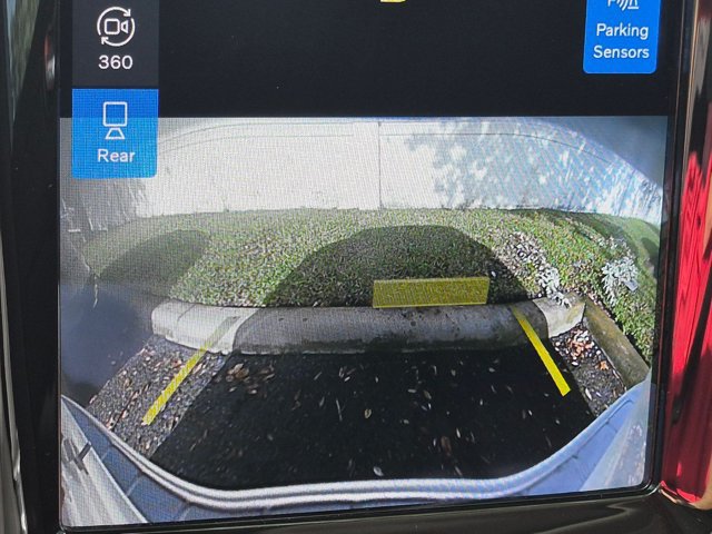 Used 2022 Volvo XC60 B5 Inscription w/ Advanced Package FWD image 7