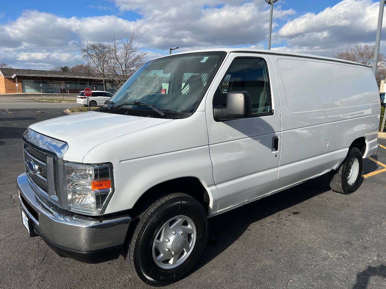 Used 2013 Ford E-250 and Econoline 250 w/ Commercial Cargo Van Pkg RWD image 6