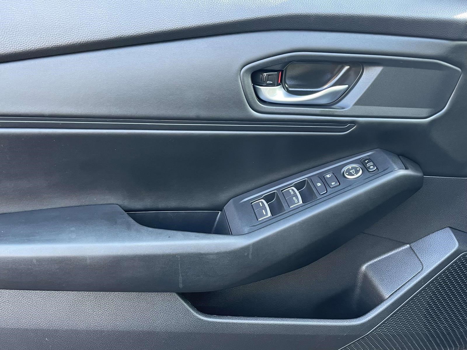 Used 2024 Honda Accord EX image 19