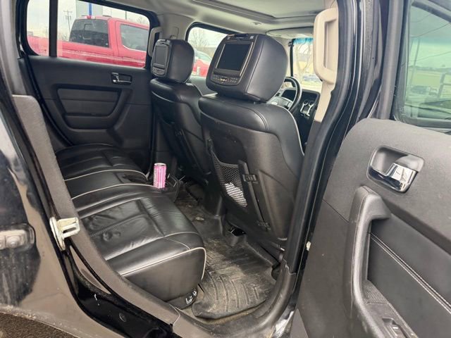 Used 2009 HUMMER H3 Alpha image 16