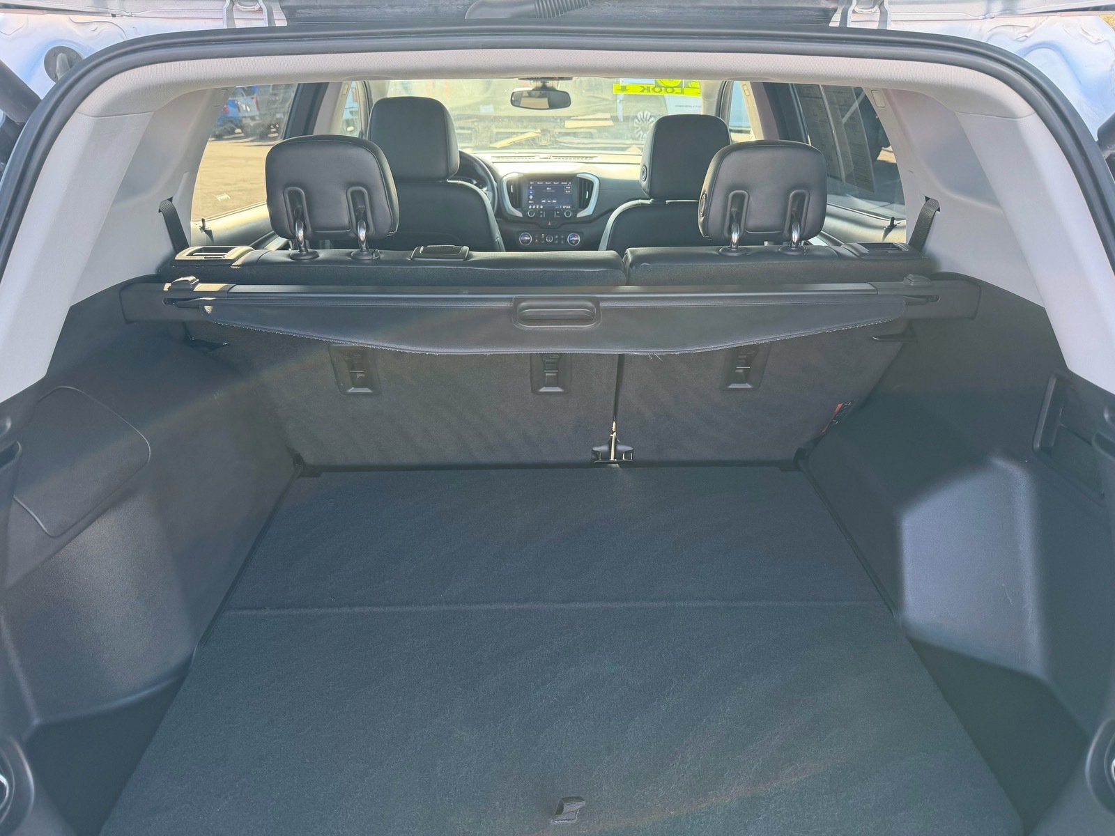 Used 2020 GMC Terrain SLT w/ Preferred Package image 24