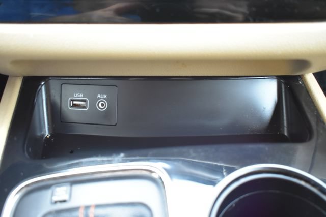 Used 2017 Kia Sedona EX FWD image 30