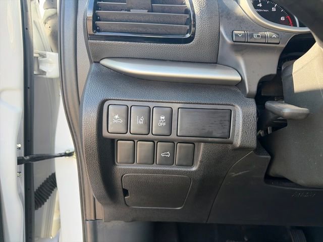 Used 2024 Mitsubishi Eclipse Cross SE image 46