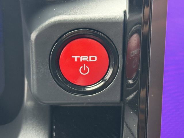 Certified 2025 Toyota Tacoma TRD Pro AWD/4WD image 21
