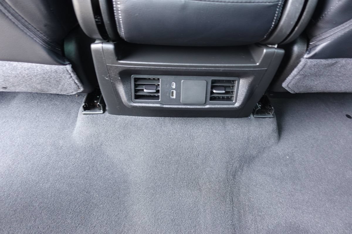 Used 2024 Chevrolet Silverado 1500 Custom AWD/4WD image 38