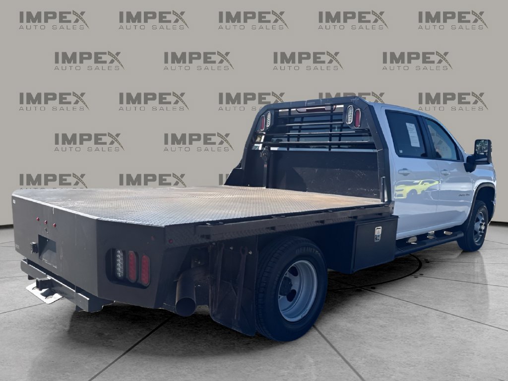 Used 2024 Chevrolet Silverado 3500 LT w/ Convenience Package AWD/4WD image 5