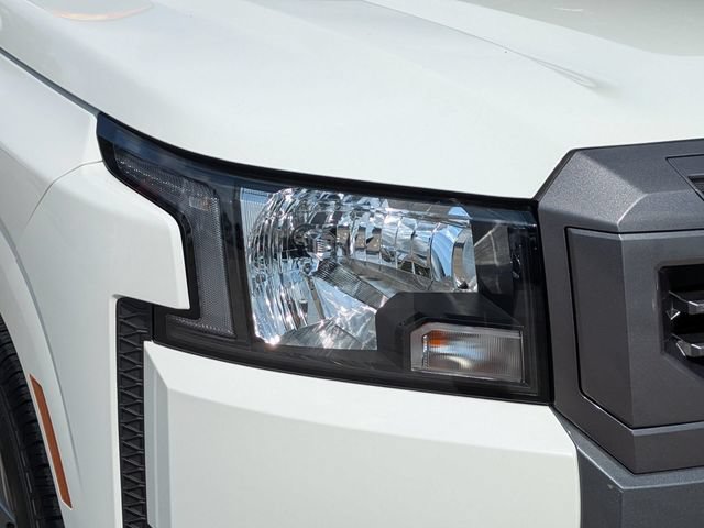 Used 2025 Nissan Frontier SV RWD image 10