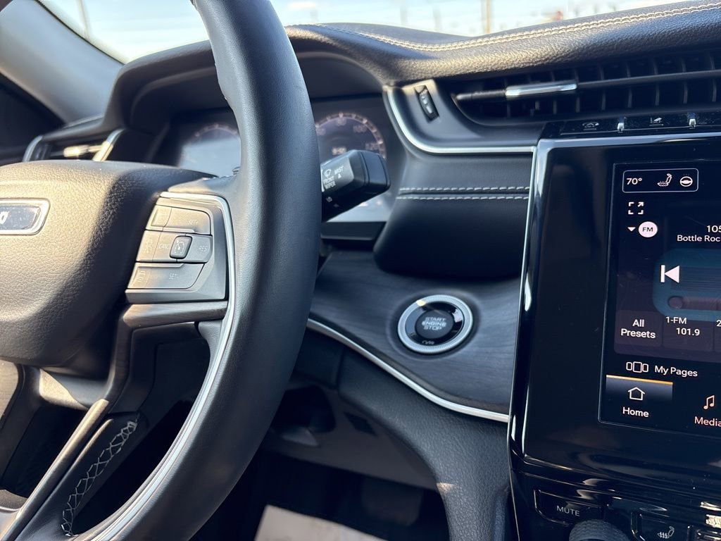 Used 2021 Jeep Grand Cherokee L Limited image 47