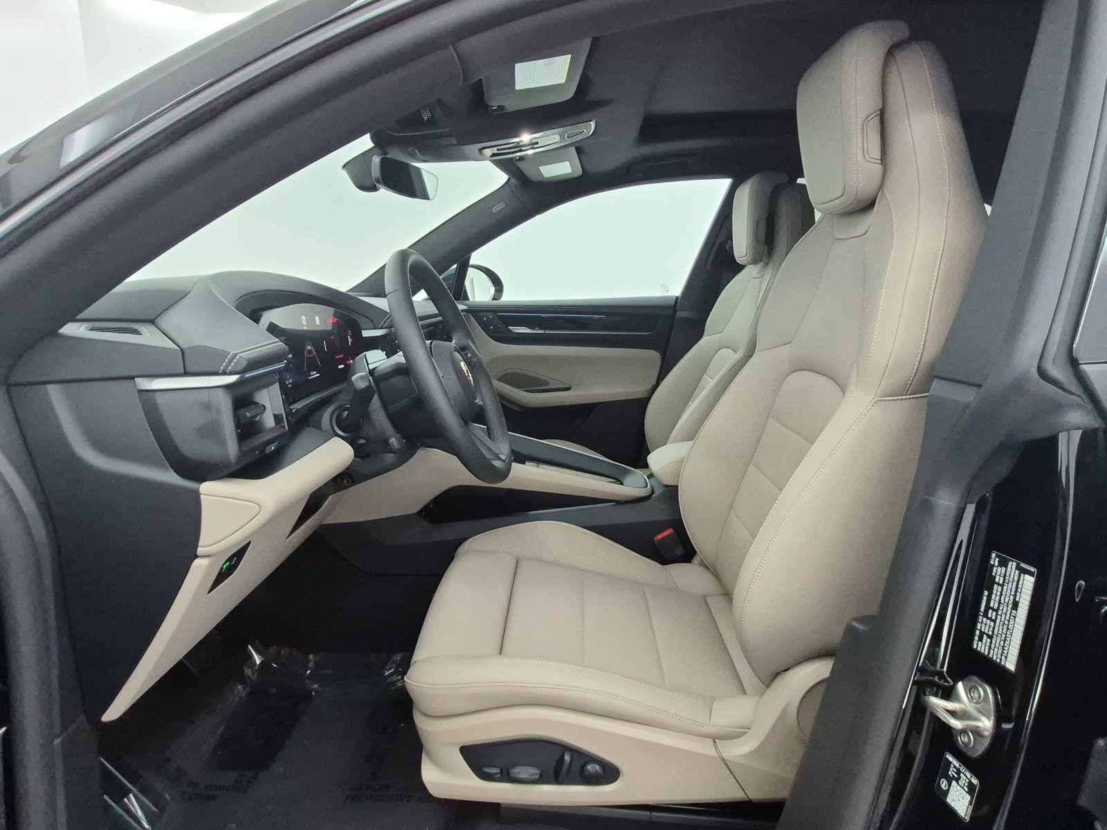 New 2026 Porsche Macan 4 Electric AWD/4WD image 5