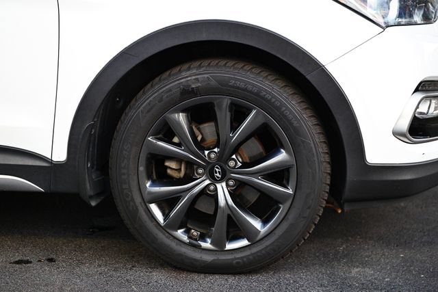 Used 2017 Hyundai Santa Fe Sport FWD image 5