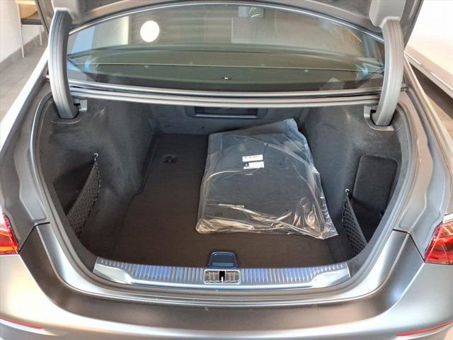 New 2026 Mercedes-Benz S 580 4MATIC Sedan image 10
