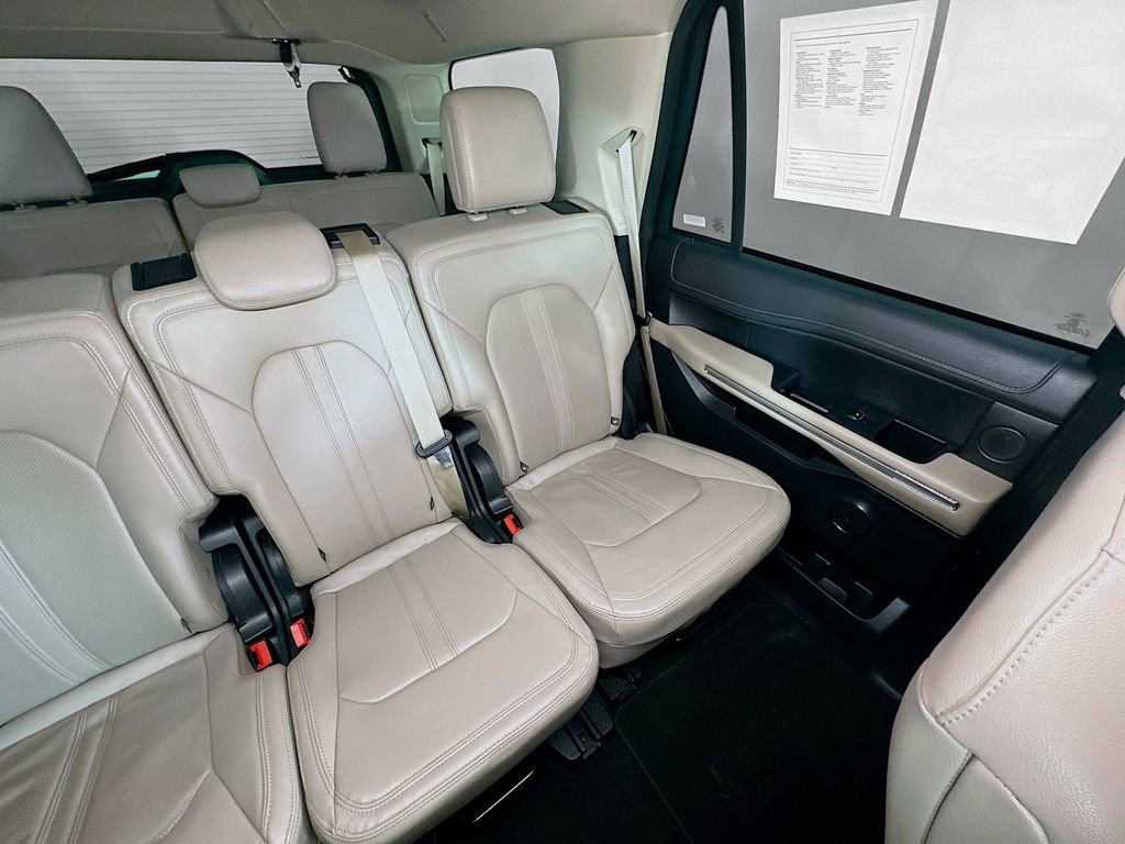Used 2024 Ford Expedition Limited image 14