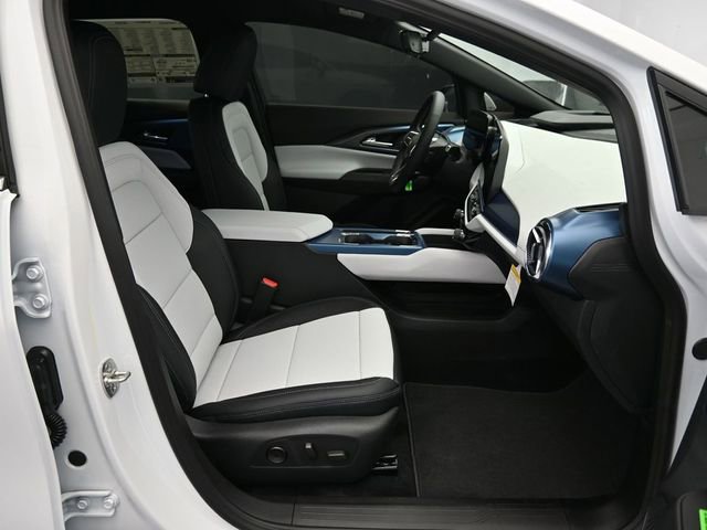 New 2026 Chevrolet Equinox EV LT image 38