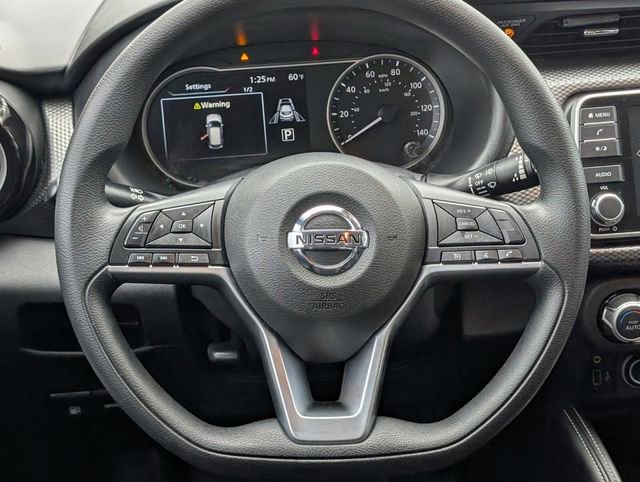 Used 2020 Nissan Kicks SV image 14