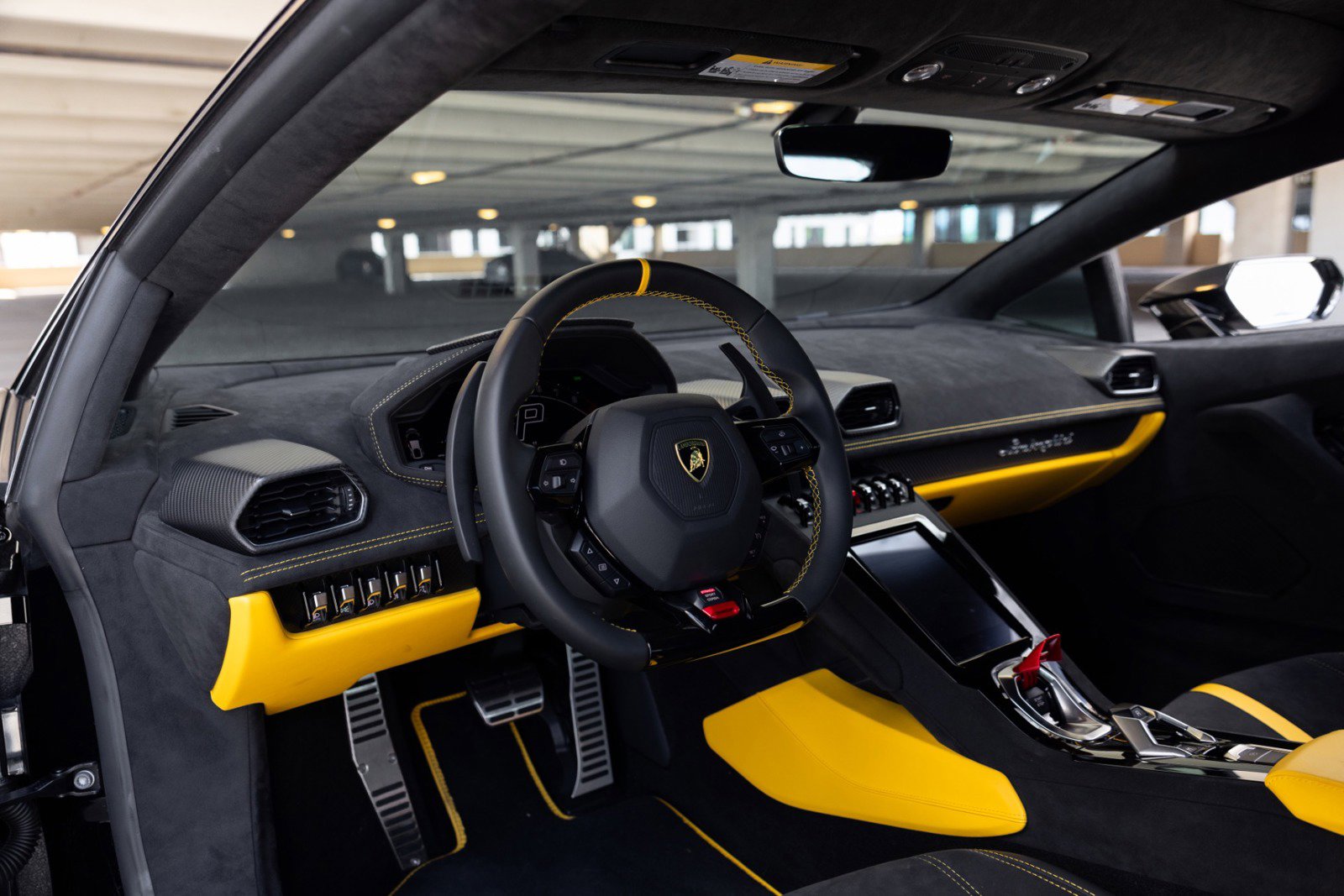 Used 2024 Lamborghini Huracan Tecnica image 19