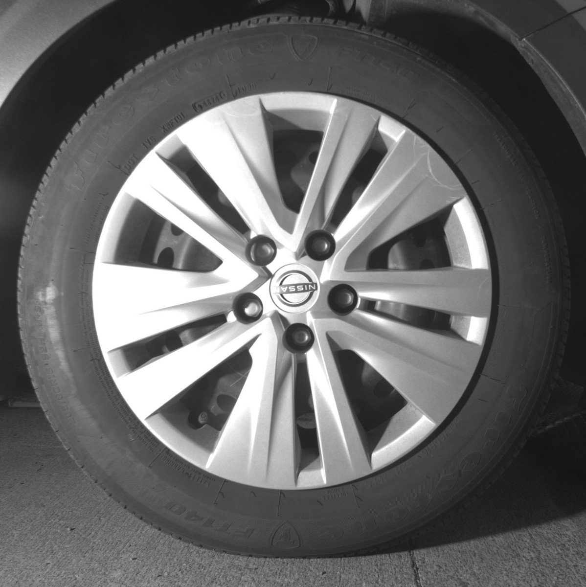 Used 2025 Nissan Sentra S image 13