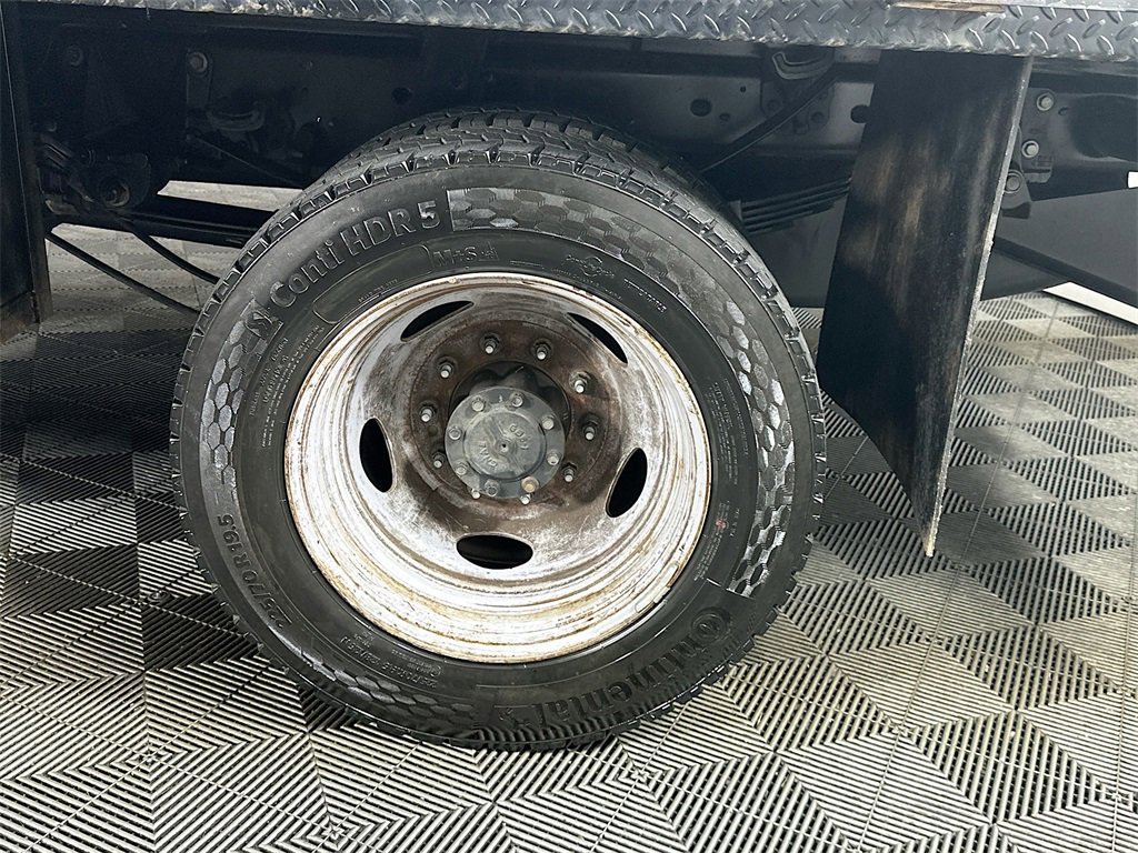 Used 2020 Ford F450 XL w/ Power Equipment Group image 34