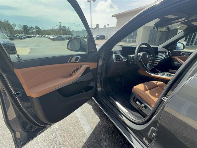 Certified 2026 BMW X5 xDrive40i image 9