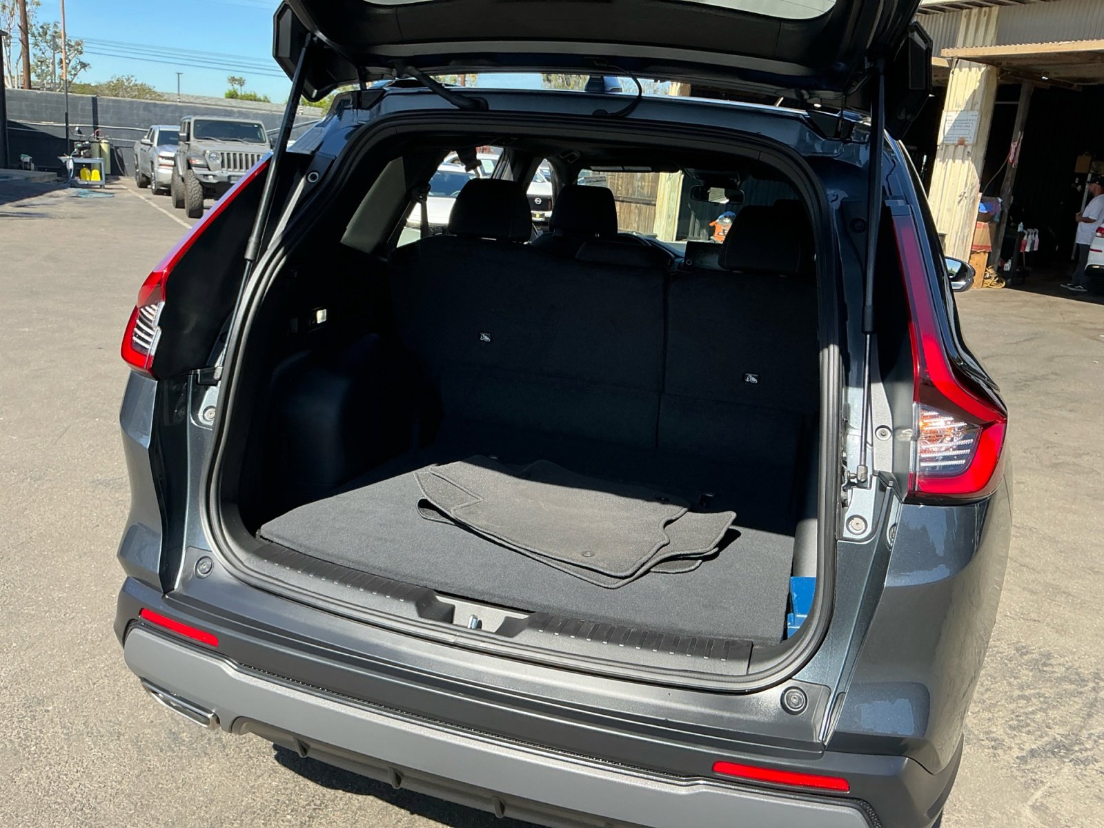 Used 2023 Honda CR-V Sport image 26