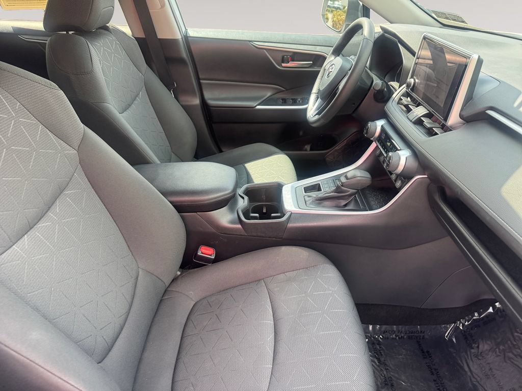 Used 2023 Toyota RAV4 XLE w/ XLE Grade Weather Package AWD/4WD image 15