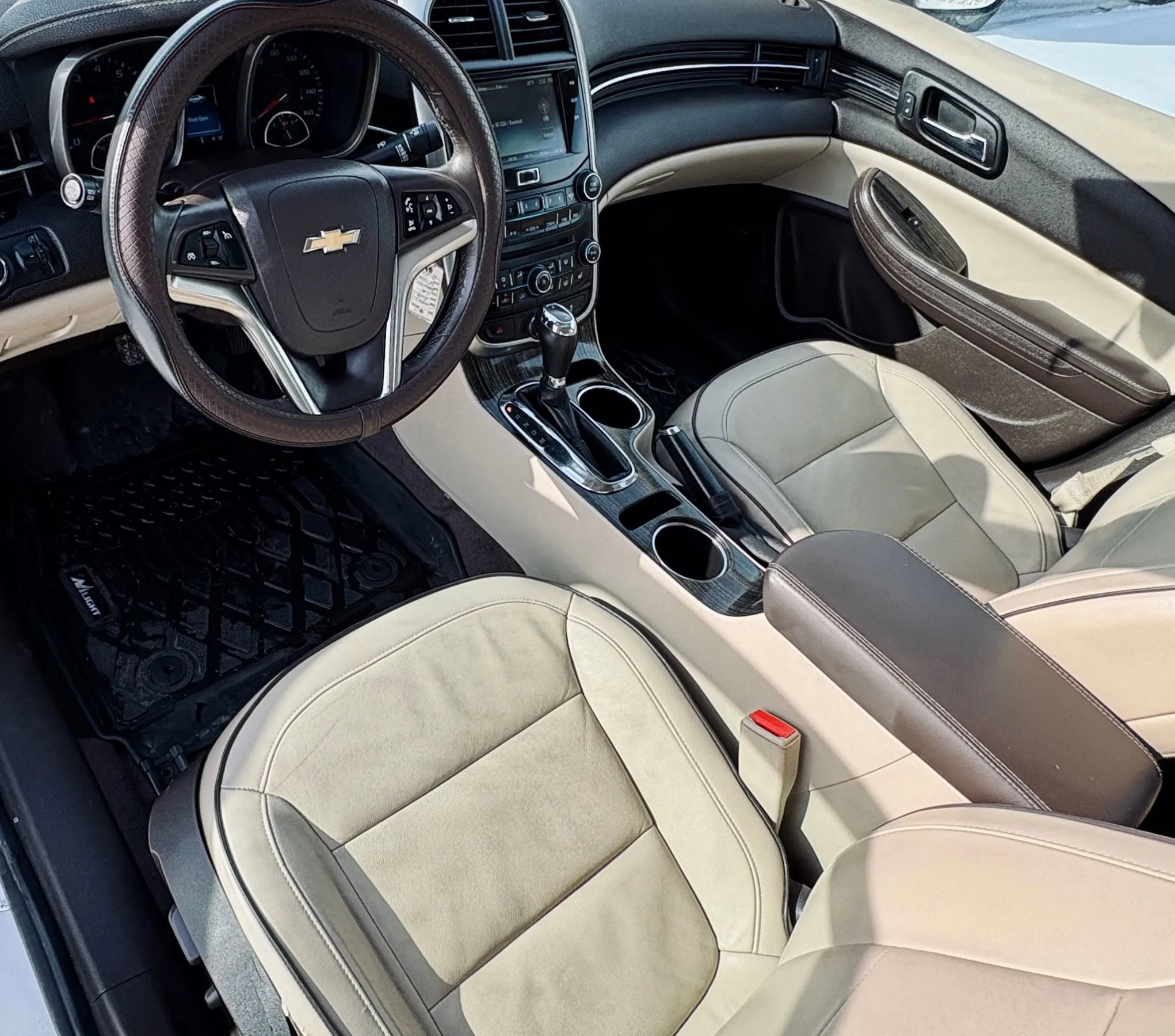 Used 2014 Chevrolet Malibu LTZ image 9