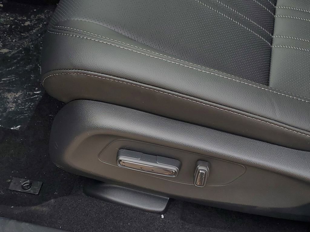 New 2026 Honda HR-V EX-L image 10