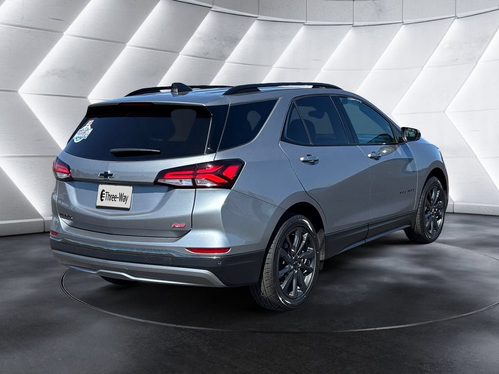Certified 2023 Chevrolet Equinox RS FWD image 5