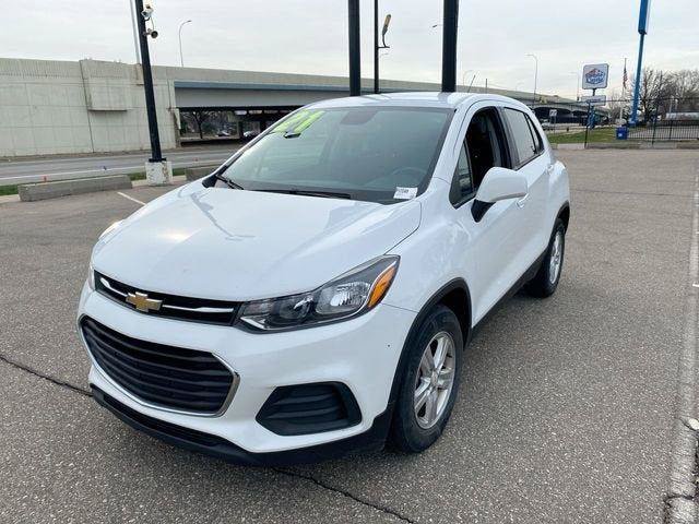 Used 2021 Chevrolet Trax LS w/ Tint and Cruise Package FWD image 24