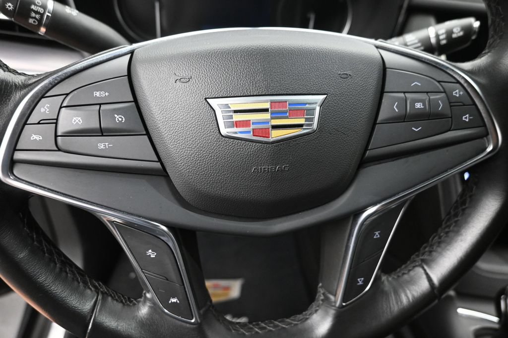 Used 2023 Cadillac XT5 Luxury AWD/4WD image 17