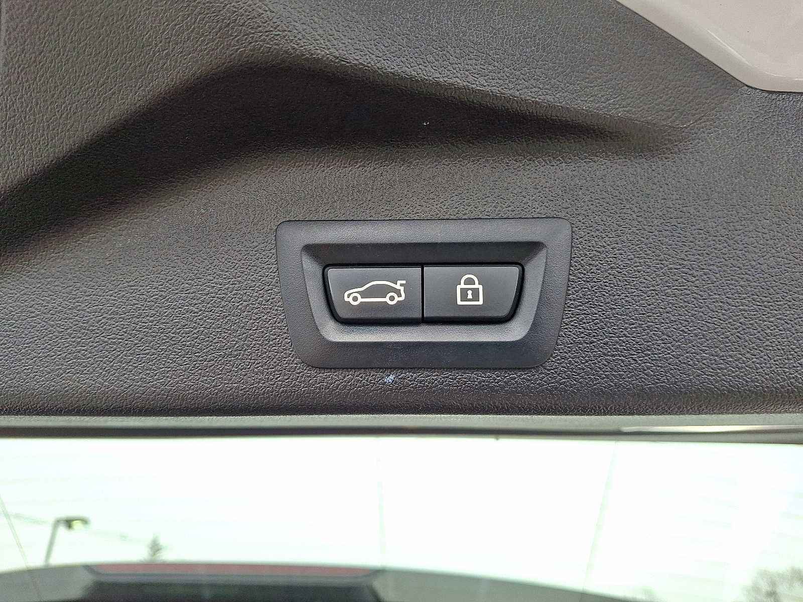 Used 2020 BMW X5 xDrive40i w/ Convenience Package image 31