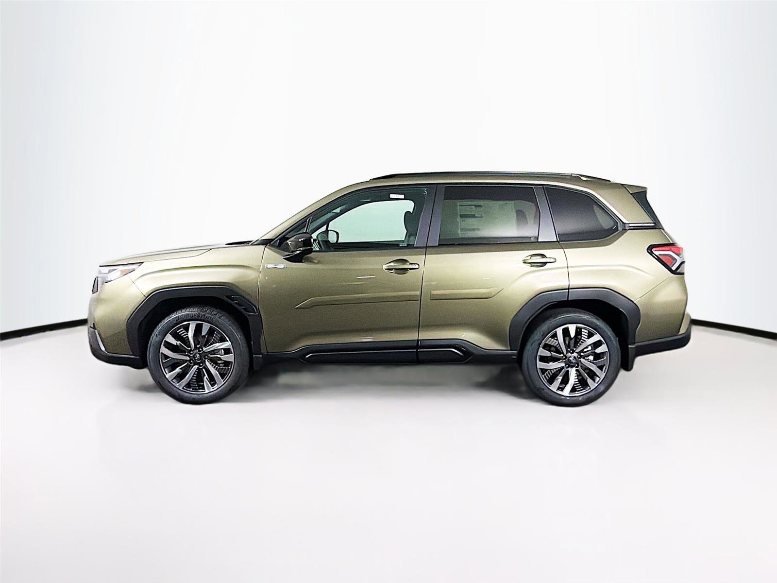 New 2026 Subaru Forester Touring AWD/4WD image 4