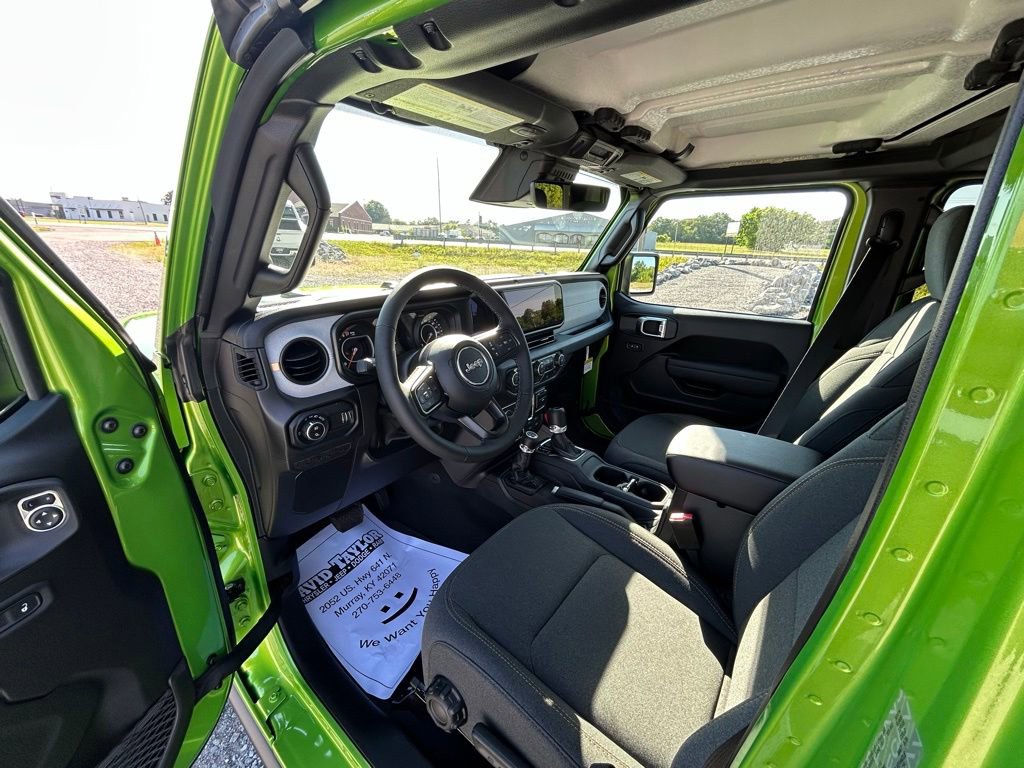 New 2026 Jeep Gladiator Sport AWD/4WD image 9
