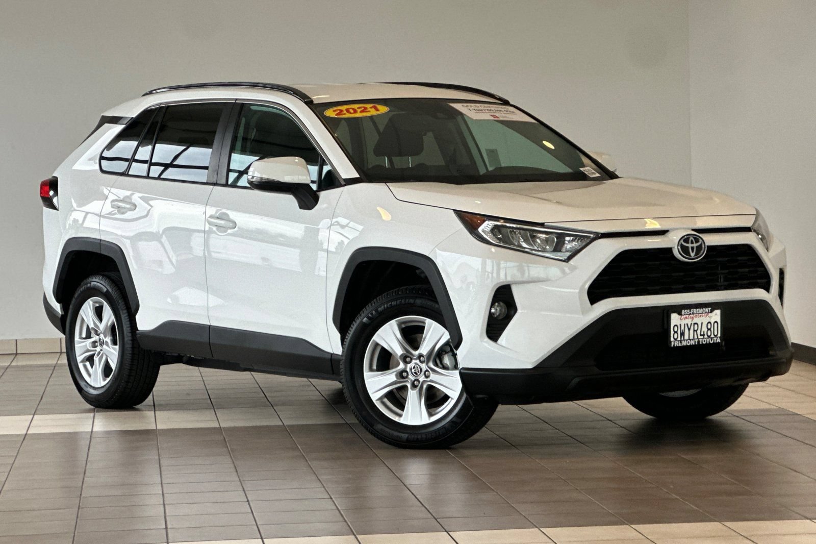 Certified 2021 Toyota RAV4 XLE AWD/4WD image 2