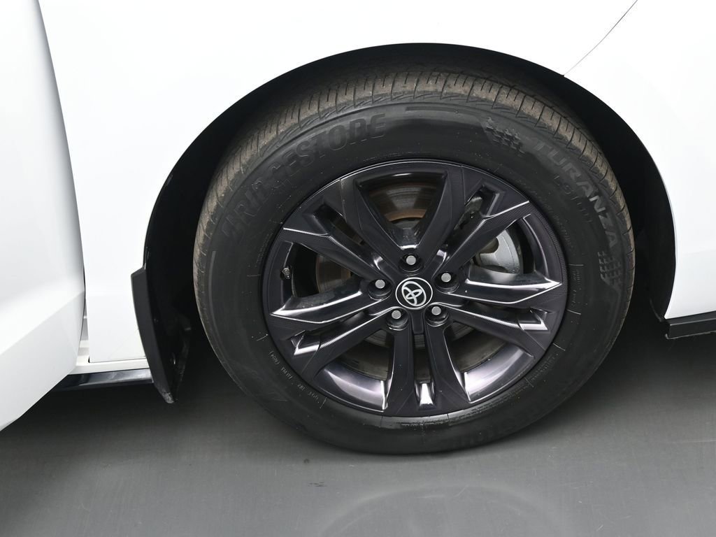 Certified 2024 Toyota Sienna XSE w/ XSE Premium Package image 42