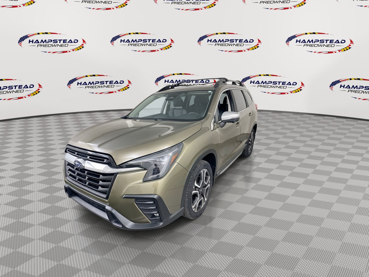 Used 2023 Subaru Ascent Limited w/ Technology Package AWD/4WD image 4