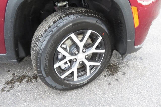 New 2025 Jeep Grand Cherokee L Limited w/ Trailer Tow Package image 3