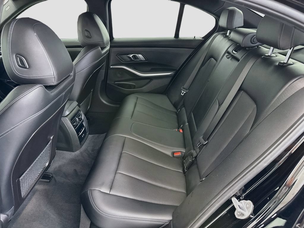 Certified 2023 BMW 330i Sedan w/ Convenience Package RWD image 20